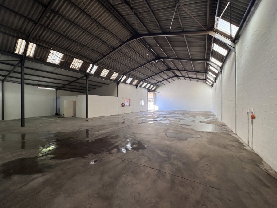 To Let Commercial Property for Rent in Montague Gardens Western Cape